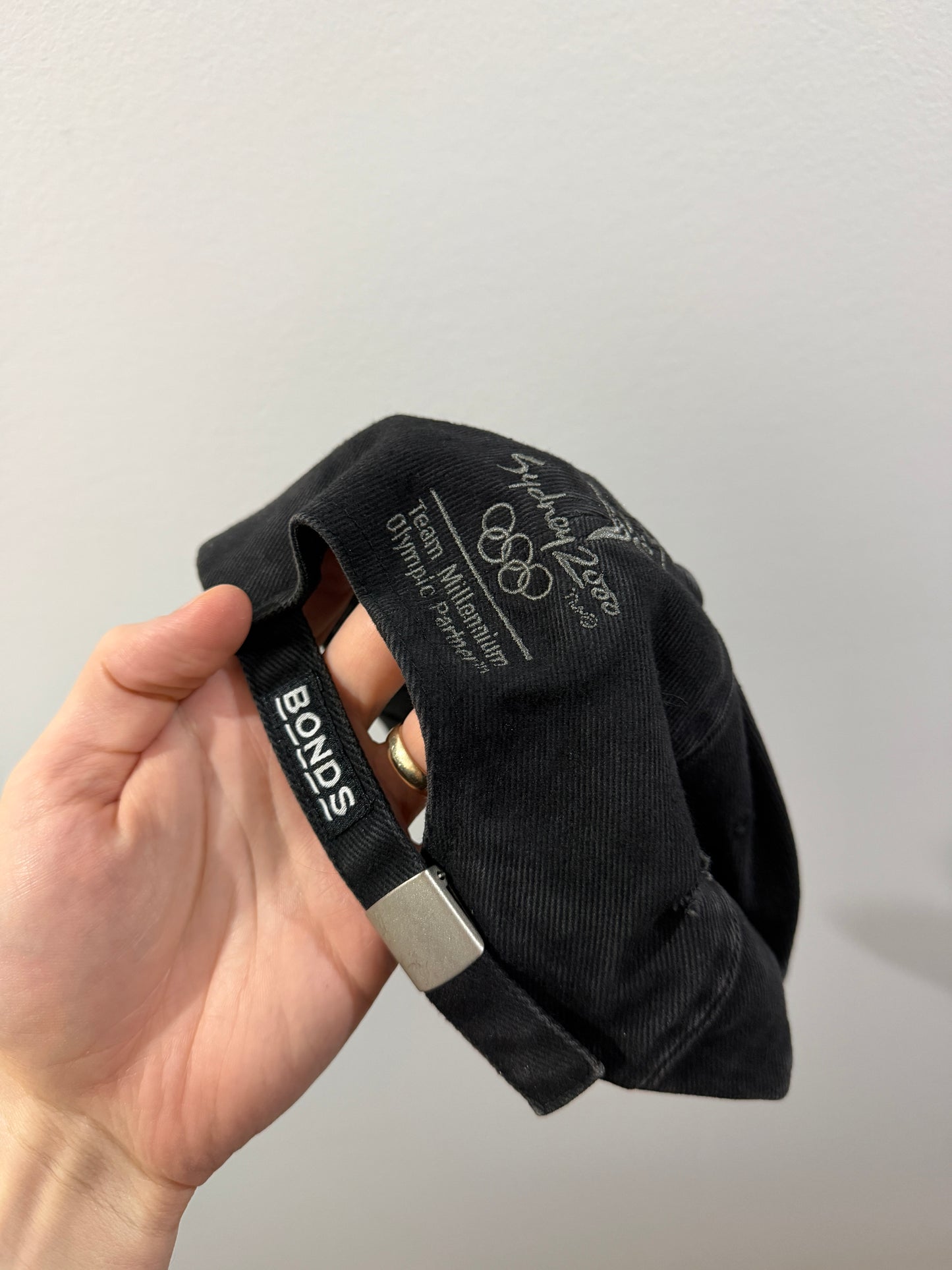Dunlop Sydney 2000 Hat