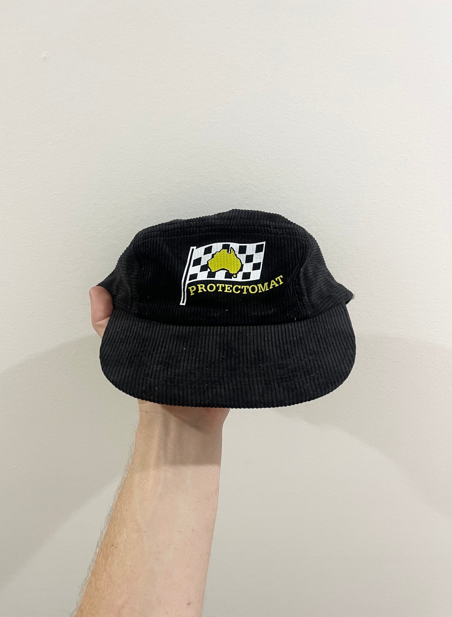 Protectomat Corduroy